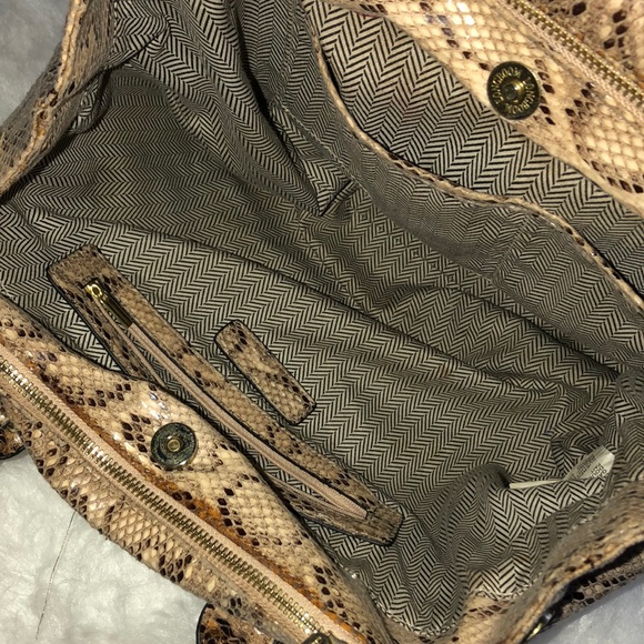 Preloved Steve Madden Snake Print Convertible Satchel Handbag Crossbody Strap. - Picture 7 of 11